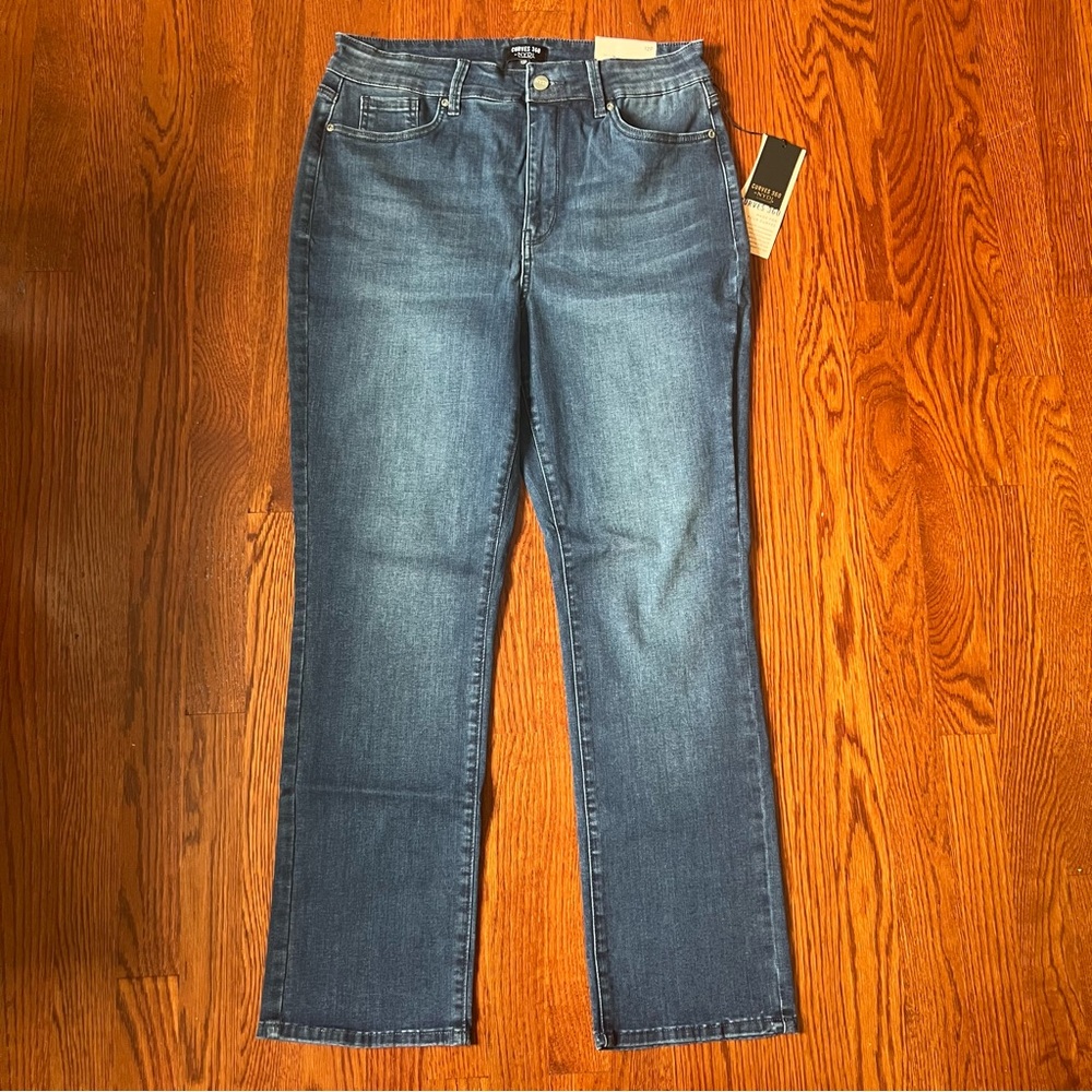 NWT! NYDJ Curves360 / Curve Shaper Marilyn Straight Jeans • “Heavenly”, Size 12P